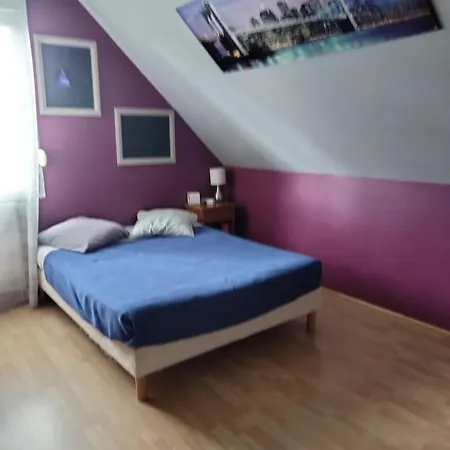 Les Hunaudieres 4 - 4 Lits Doubles Habitación en casa particular